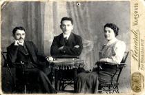 Emilia  Kushnir's father , Yosif Leibman,
 with his brother Wolf Leibman and sister Klara Leibman